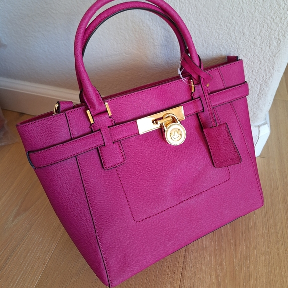 NWT MICHAEL KORS MK HAMILTON TRAVELER Medium Top Zip Tote Bag Fuschia - Picture 9 of 9